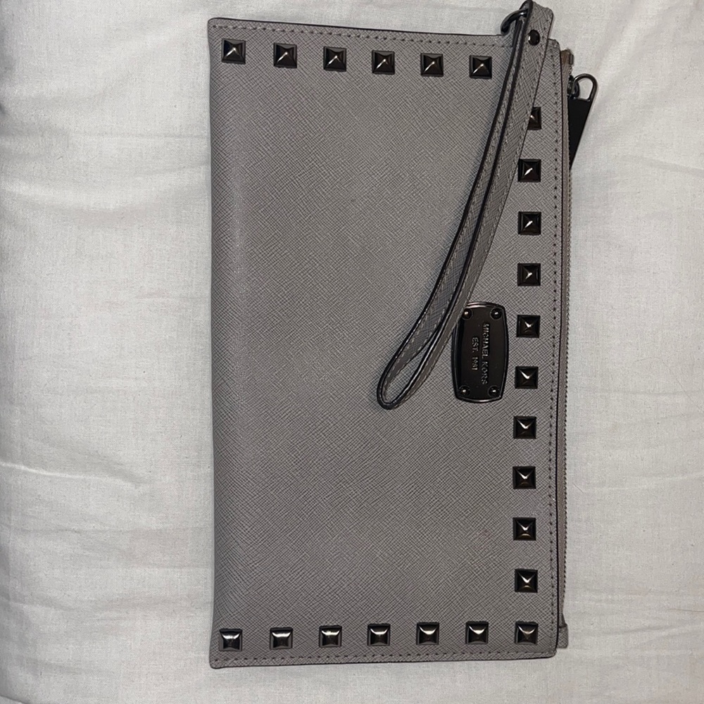 Super cute Michael Kors wristlet!!